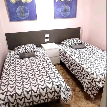 Apartament Bilbao, 3 Hab, 5 Camas, Wifi, Metro, Aparcamiento Gratis, *